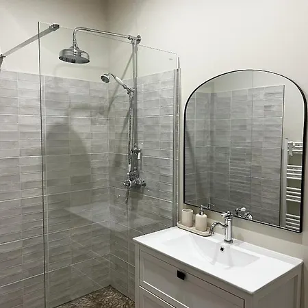 Cours Republique * Narbonne